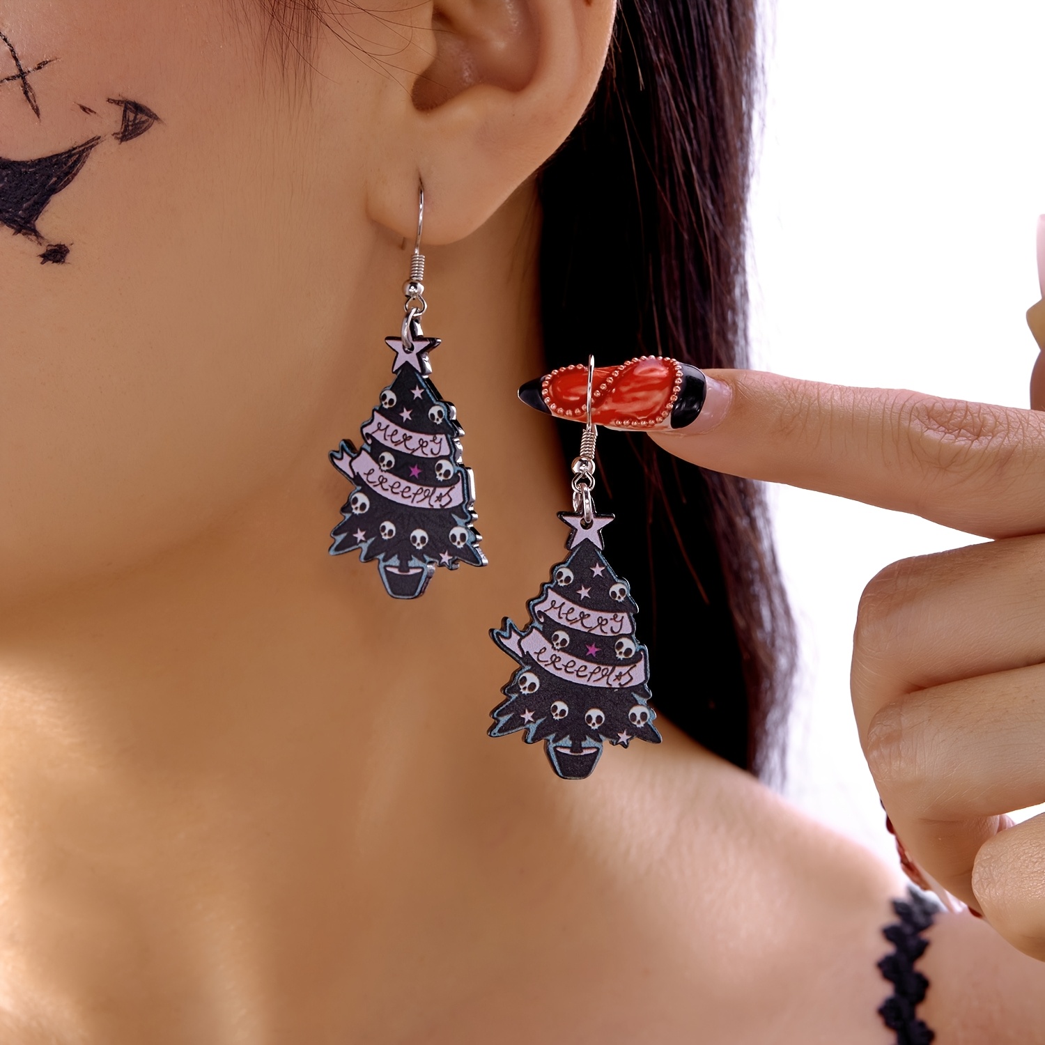 2pcs Women's Gothic Skull Pendant Dangle Earrings